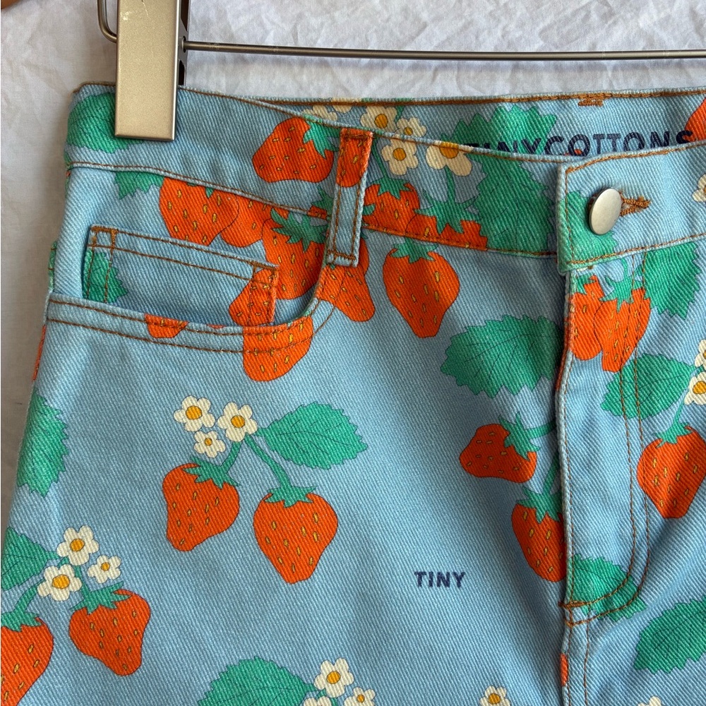 NWT SS25 SET / Tiny Cottons Crop Top + Straight Jeans Strawberries Set - Picture 2 of 16